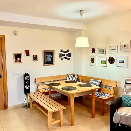 Casa Vista קוניל דה לה פרונטרה