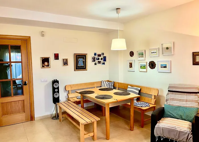 Casa Vista קוניל דה לה פרונטרה